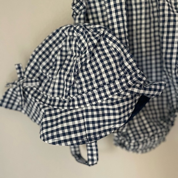 Carters Navy Blue & White Gingham Romper with Matching Bucket Hat Size 6 Months - Picture 4 of 7